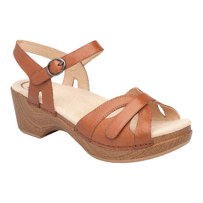 Men's leather sandals with an adjustable strapSeason