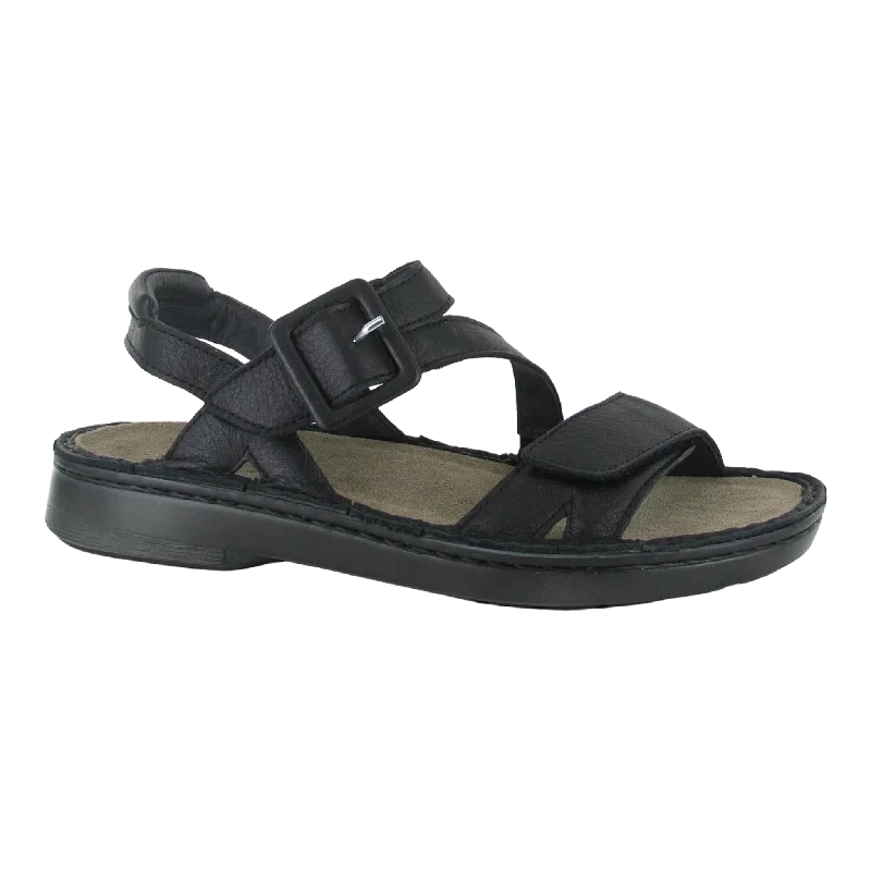 Men's sandals with a stretchy strap for a better fitCastelo