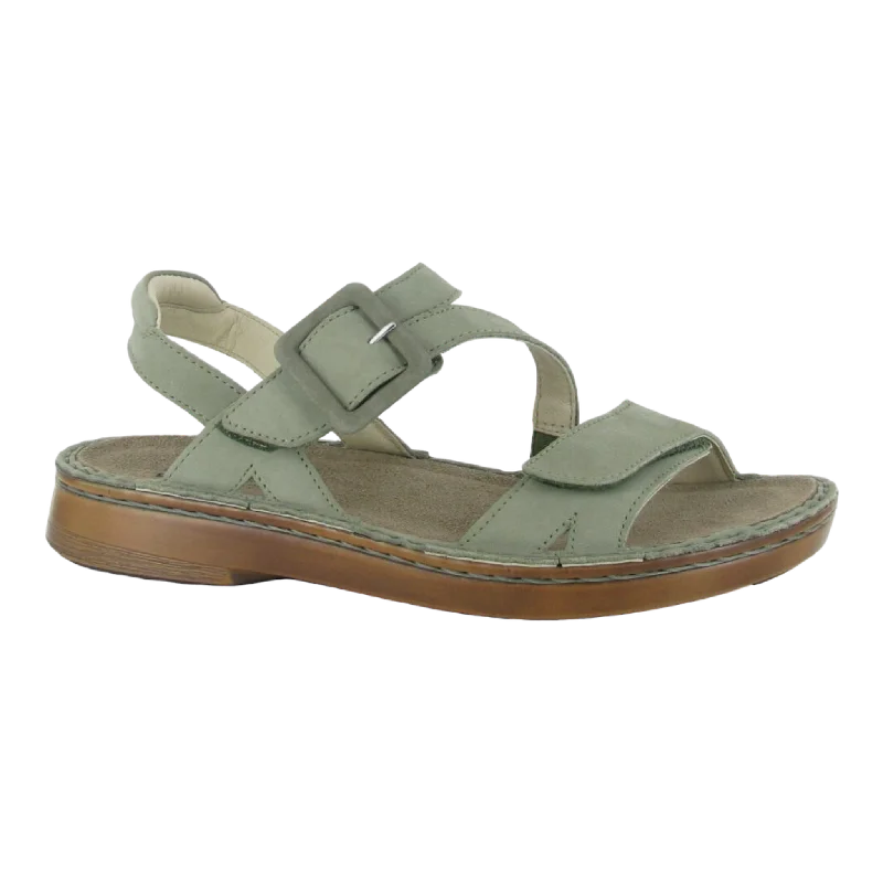 Men's sandals with a durable outer soleCastelo