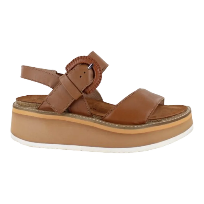 Men's sandals with a buckle closureCrepe