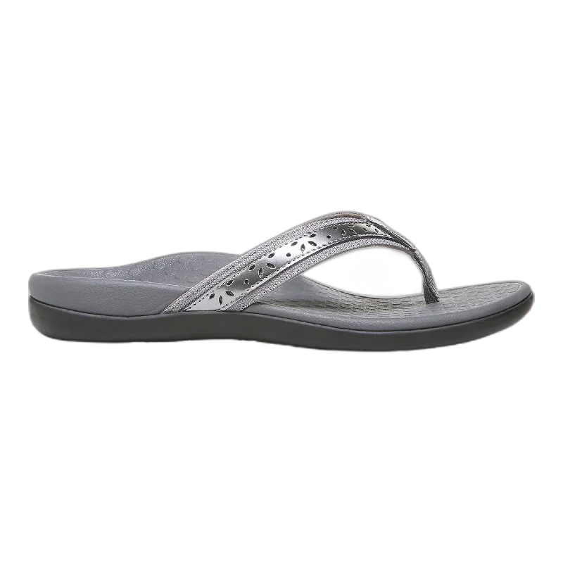 Waterproof men's sandals for water activitiesCasandra