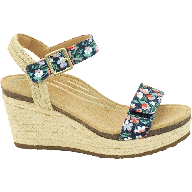 Men's sandals with a pointed toe for a stylish lookWomen's Aetrex Sydney Floral Suede