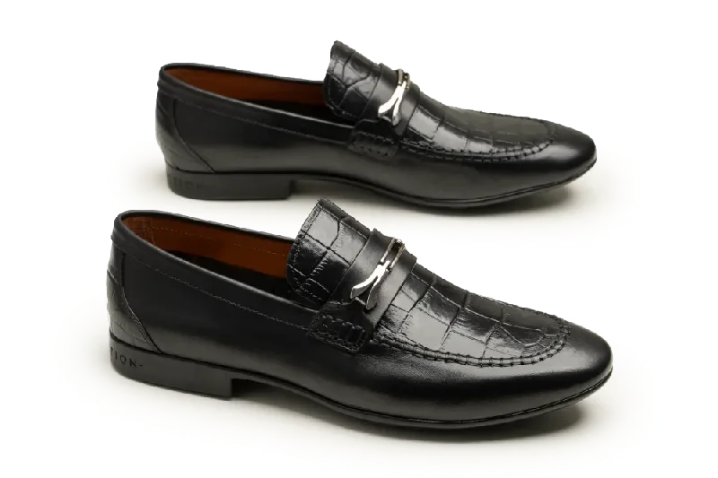 Men's loafers with a flexible sole for easy movementLOGO 11007 BKC