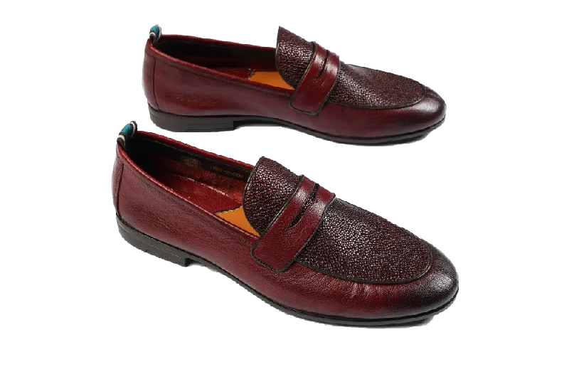 Men's loafers with a rubber sole for durabilityLOGO 11009 MRA