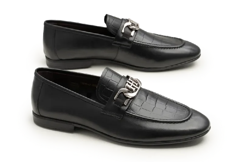 Men's loafers with a smooth leather finishLOGO 11019 BKA