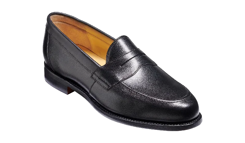 Men's loafers with a perforated leather upper for ventilationBarker Porthsmouth Traditional American Loafer - Black Calf