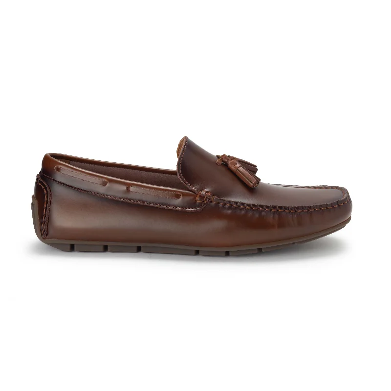 Men's loafers with a smooth leather finishBATA Men Loafers Frank 854X717