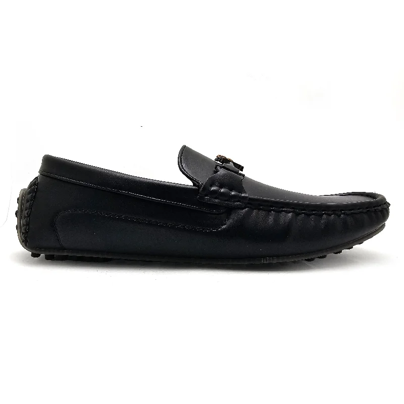 Men's loafers with a decorative buckleBlack Casual Loafer