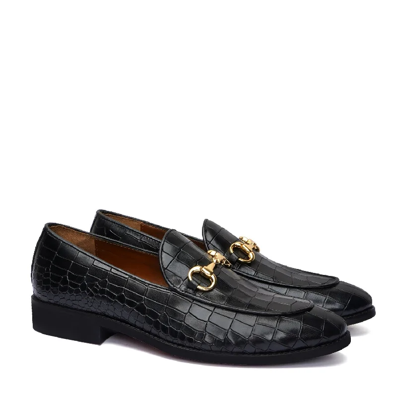 Men's loafers with a stretchy side panel for a better fitBlack Full Deep Cut Leather Loafer With Horse-bit Buckle