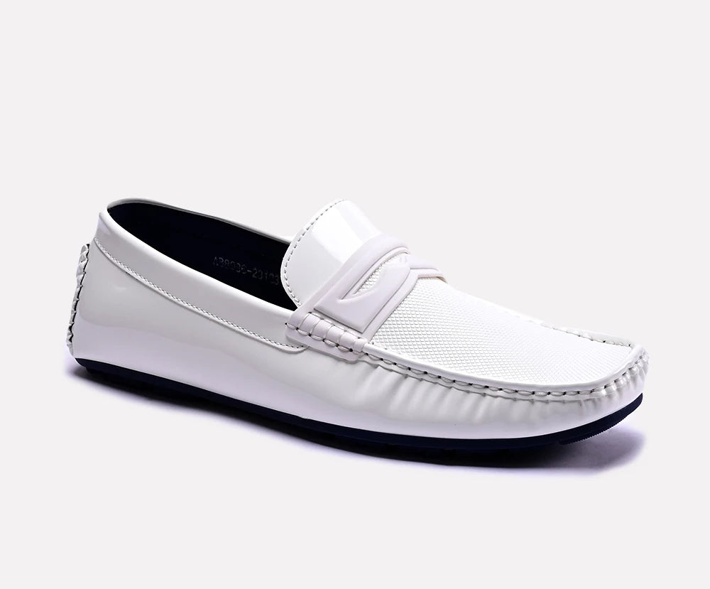 Men's loafers with a leather lining for comfortDurbin White Penny Loafers 0130793