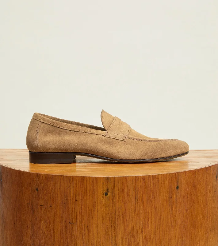 Men's loafers with a moc - toe designEdward