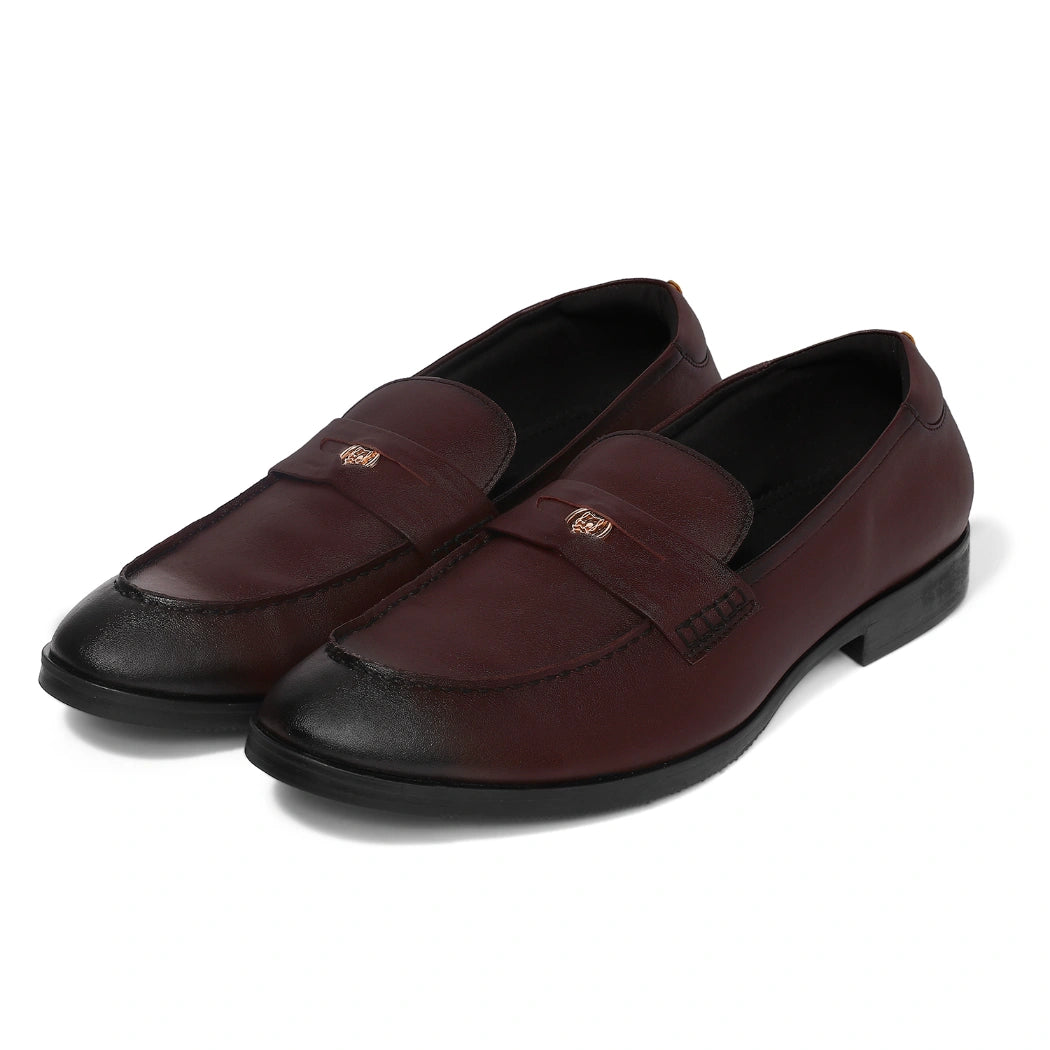 Men's loafers with a moc - toe designElbono- Dark Brown Penny Slip On