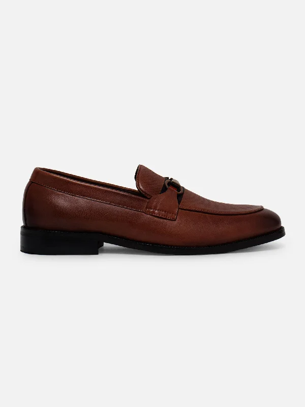 Men's loafers with a perforated leather upper for ventilationEzok Casual Mocassins For Men