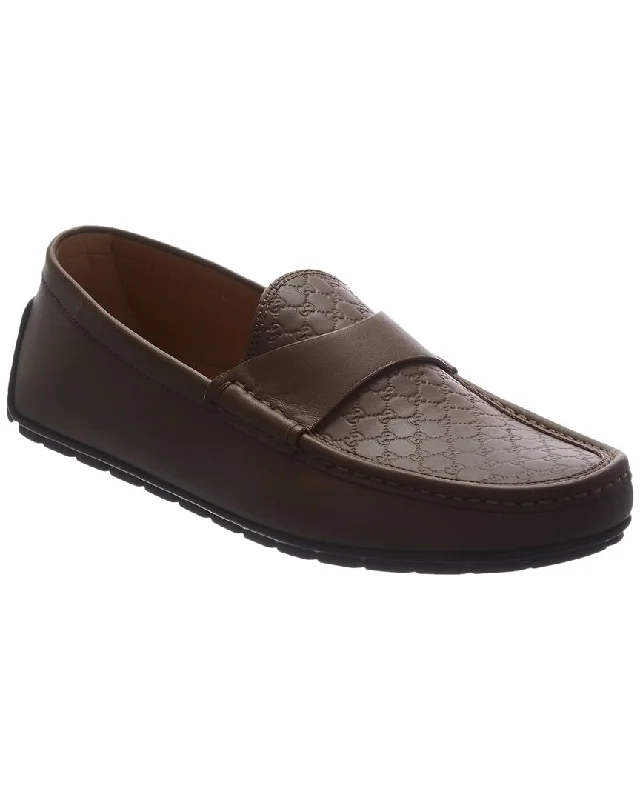 Men's loafers with a pointed toe for a stylish appearanceGucci Microguccissima Leather Driver