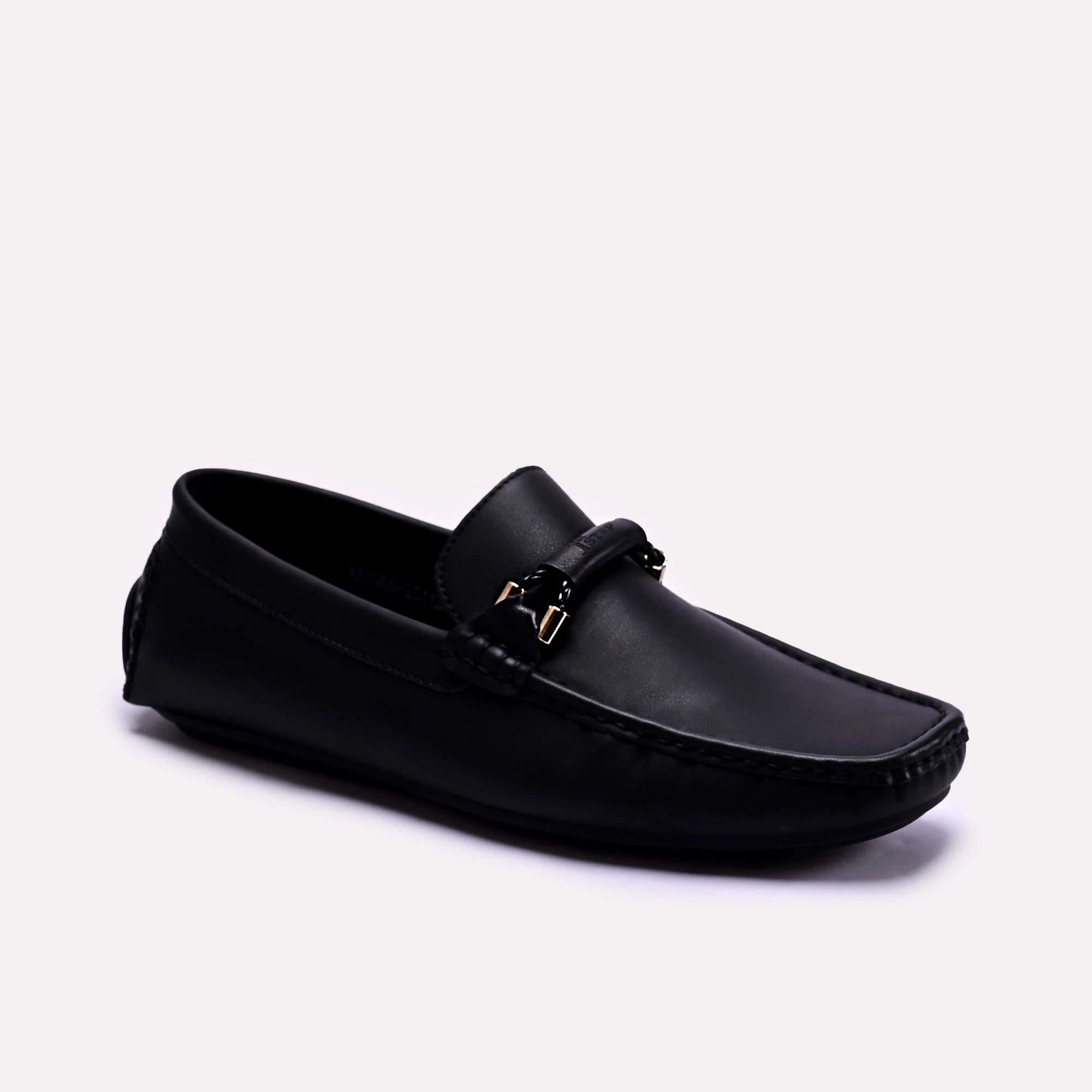 Men's loafers with a contrast stitching detailLarry Black Matt Loafers 0130797