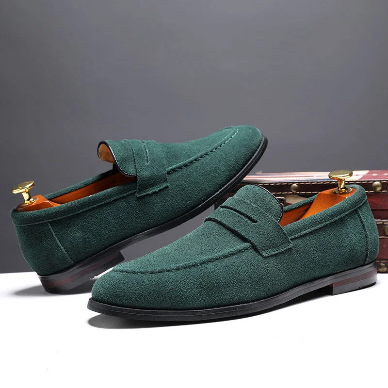 Men's loafers with a stretchy side panel for a better fitNubuck - Casual Loafers for Men