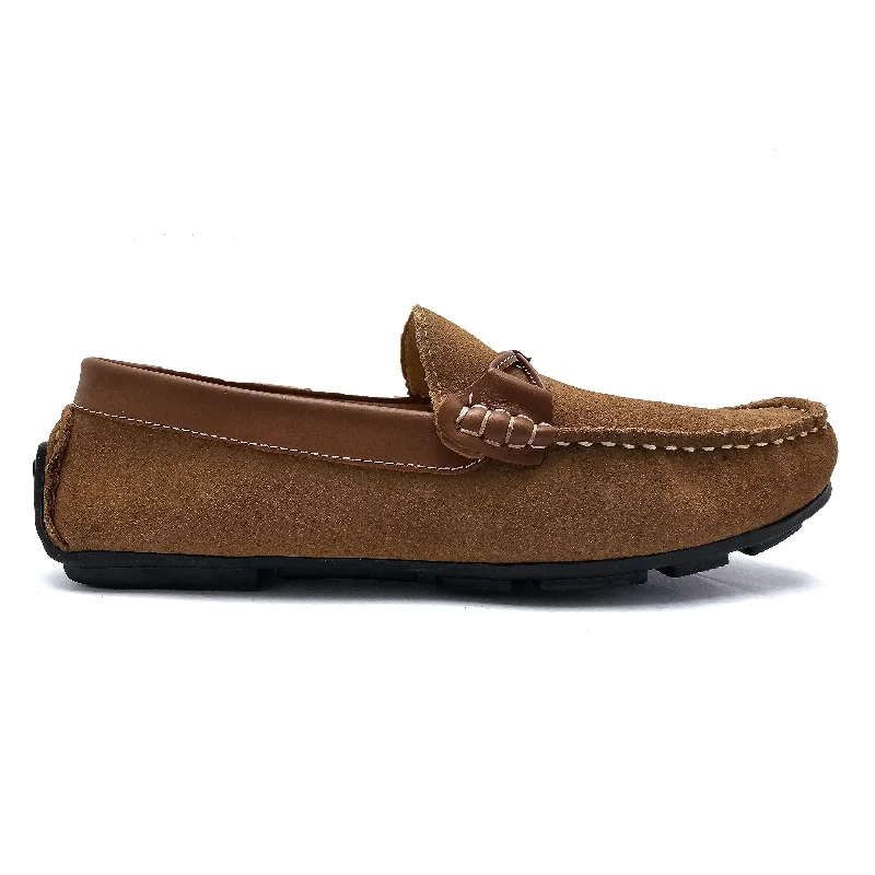 Men's loafers in a neutral color like black or brownMustard Nubic Casual Loafer