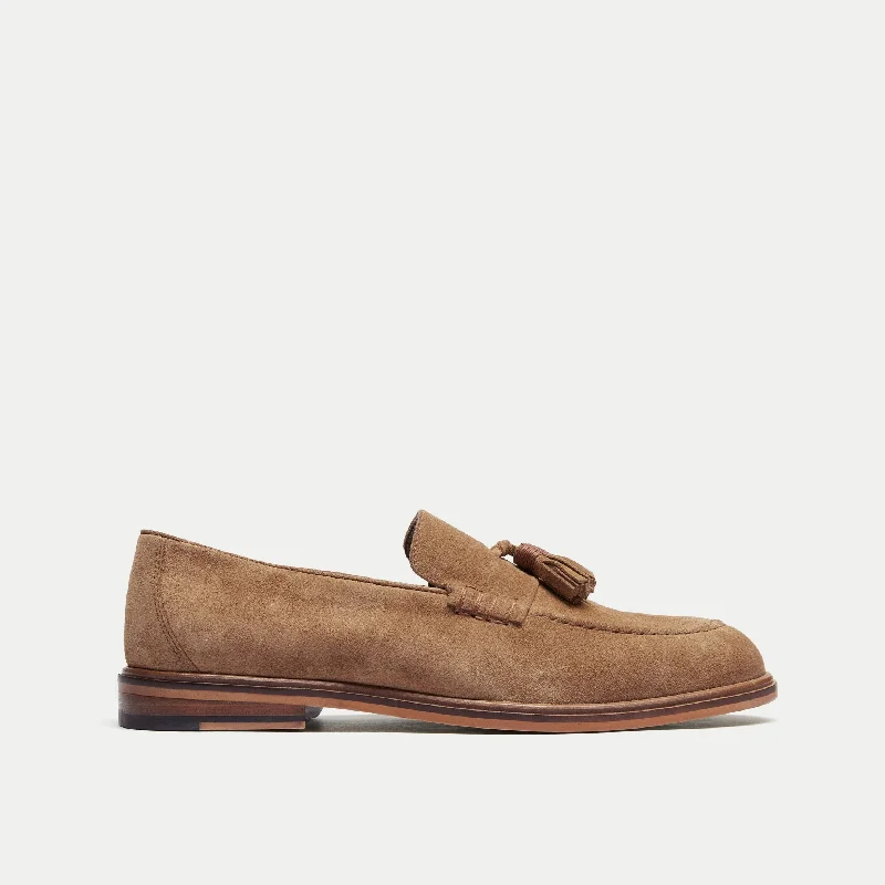 Men's loafers with a contrast stitching detailPutney Tassel Loafer