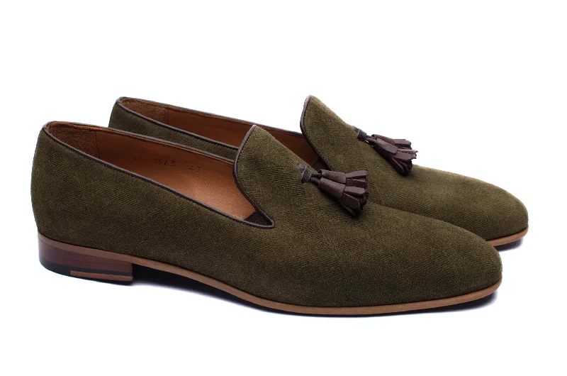 Men's loafers with a removable insole for cleaningThe Diamanté Suede Loafers - Khaki Green