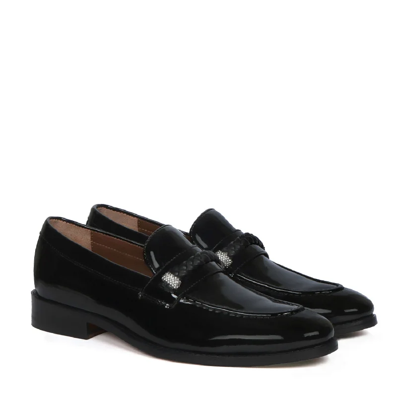 Men's loafers with a pointed toe for a stylish appearanceCrystal Beads Embellishments Loafers in Black Patent Leather