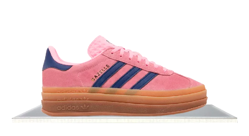 Men's soccer - inspired sneakers with a studded soleAdidas Gazelle Bold Pink Glow