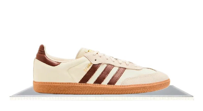 Men's minimalist sneakers with a simple designAdidas Samba Cream White Preloved Brown