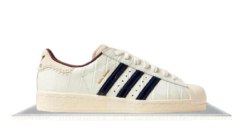 Men's adjustable - strap sneakers for a customized fitAdidas Superstar Wales Bonner White Croc