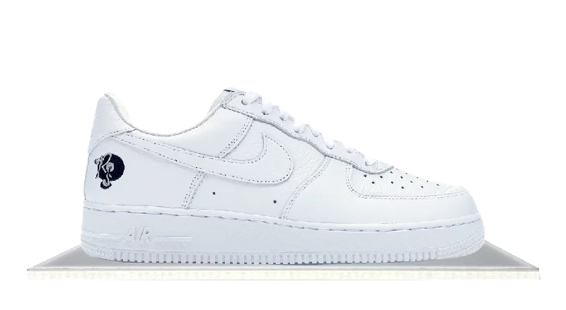 Men's low - profile tennis sneakers for a sleek lookAir Force 1 Low Roc-A-Fella (AF100)