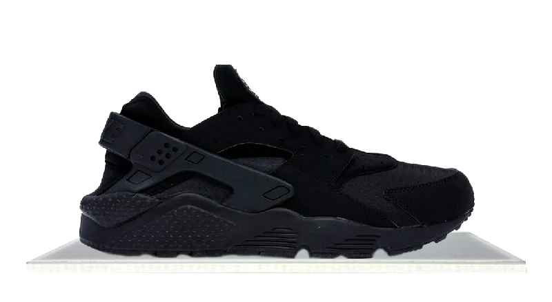 Men's sneakers with a removable insole for easy cleaningAir Huarache Black Black White