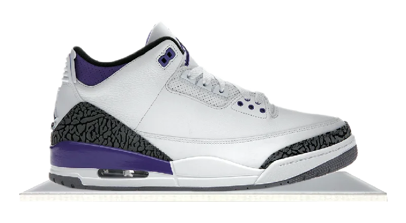 Men's sneaker boots with a mid - ankle heightAir Jordan 3 Retro Dark Iris