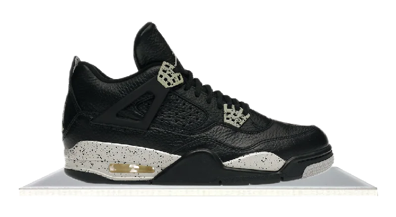 Men's wide - width sneakers for a comfortable fitAir Jordan 4 Black Oreo (2015)