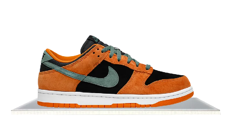 Men's narrow - width sneakers for a snug fitDunk Low Ceramic (2020)