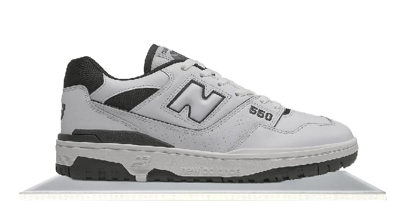 Men's slip - on sneakers with elastic side panelsNew Balance 550 White Black Oreo