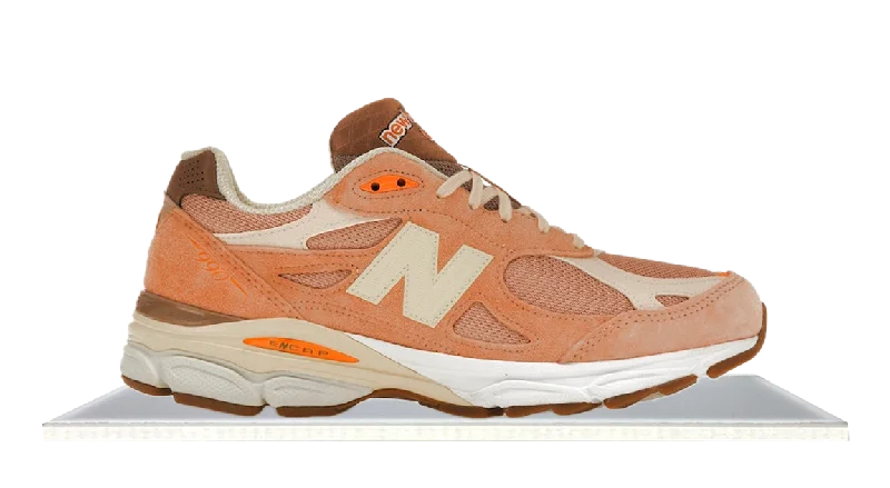 Men's sneaker collabs with famous designersNew Balance 990v3 size? Exclusive Orange Cream