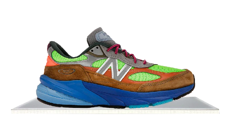 Men's high - performance basketball sneakers with air cushioningNew Balance 990v6 MiUSA Action Bronson Baklava