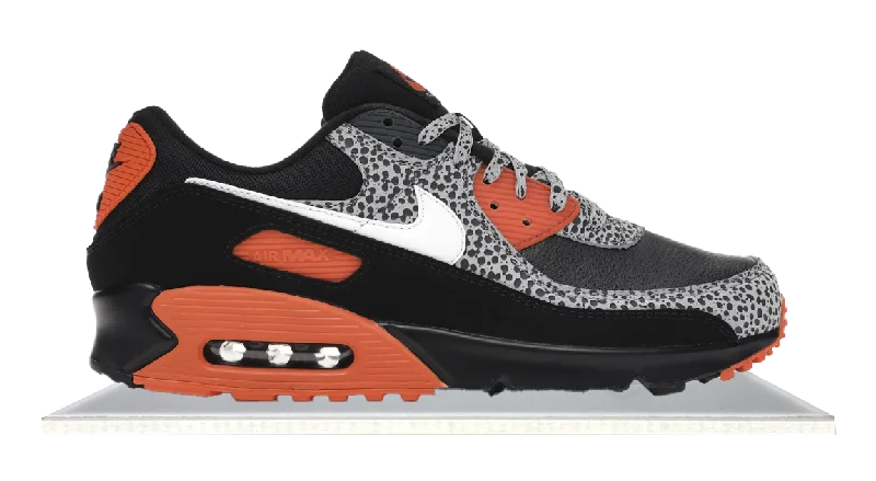 Men's narrow - width sneakers for a snug fitNike Air Max 90 Safari (2020)