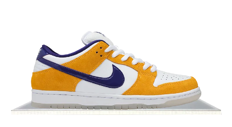 Men's adjustable - strap sneakers for a customized fitSB Dunk Low Laser Orange